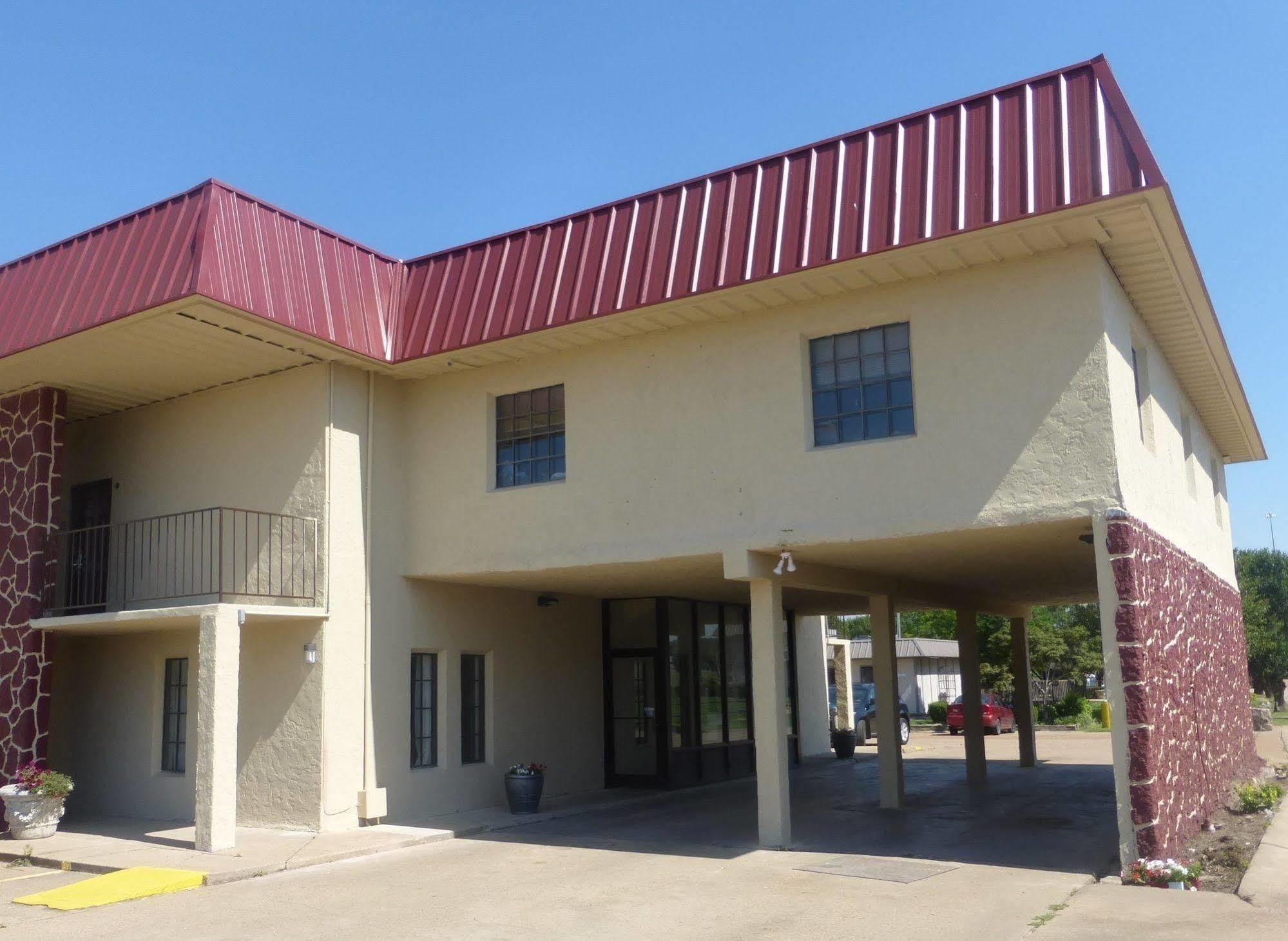 Red Roof Inn Forrest City Exterior photo